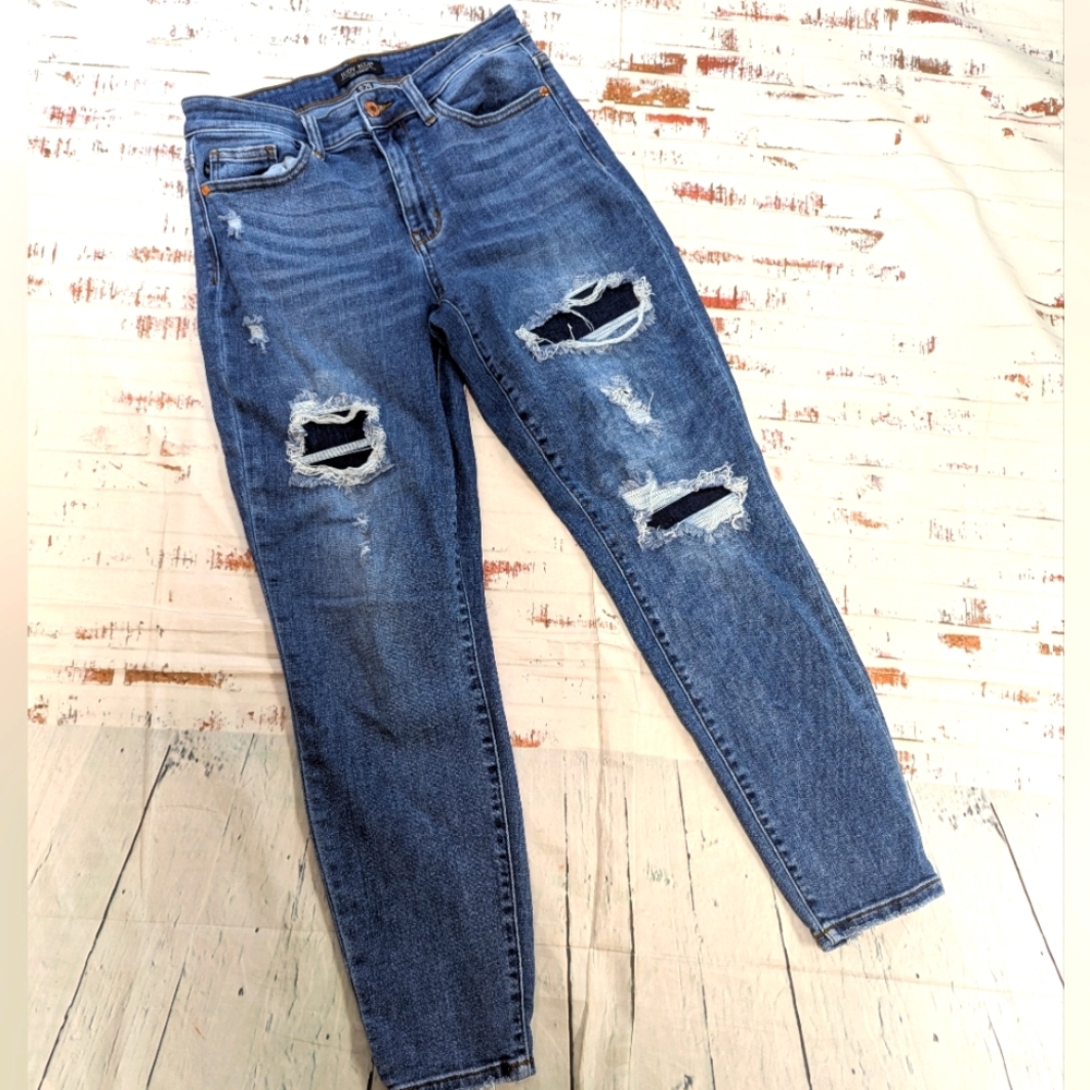 Judy blue relaxed fit Distressed Jeans